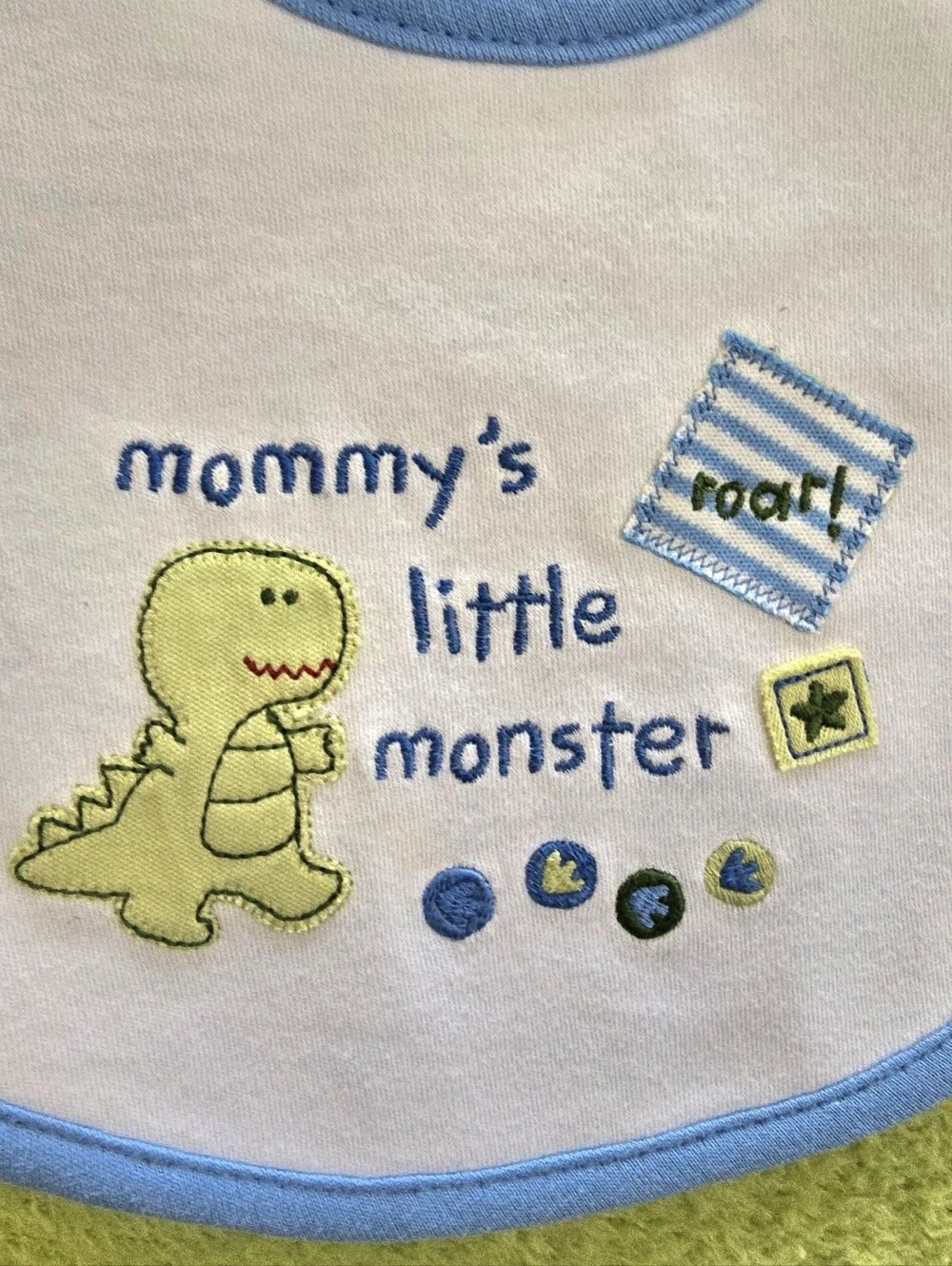 NWT  Baby BOYS - White + Blue BiB MOMMY'S LITTLE MONSTER + DINOSAUR - ROAR (Q5)